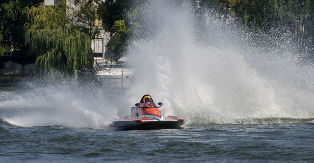 他以微弱差 他以微弱差